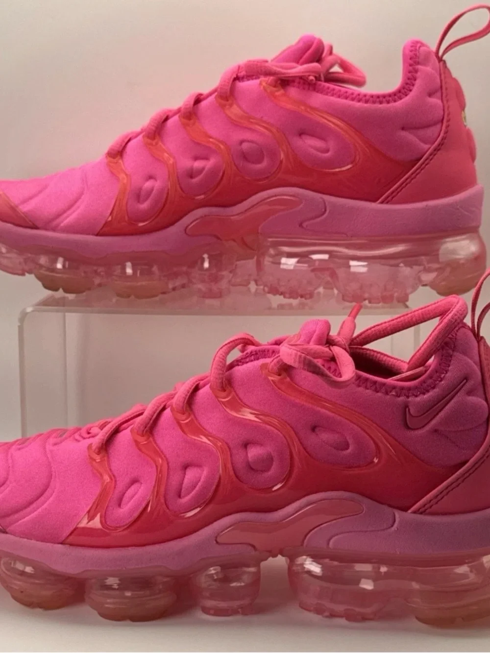Nike Hot Pink Women's VaporMax Sneakers Women’s size 6.5